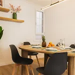 Gran Capitán- Casa En El Centro Con 3 Y Terraza * Almería