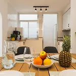 Gran Capitán- Casa En El Centro Con 3 Y Terraza Apartamento