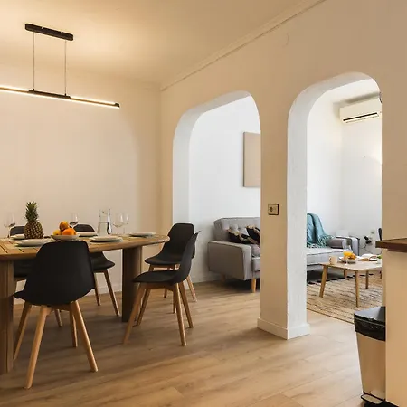 Gran Capitán- Casa En El Centro Con 3 Y Terraza * Almería